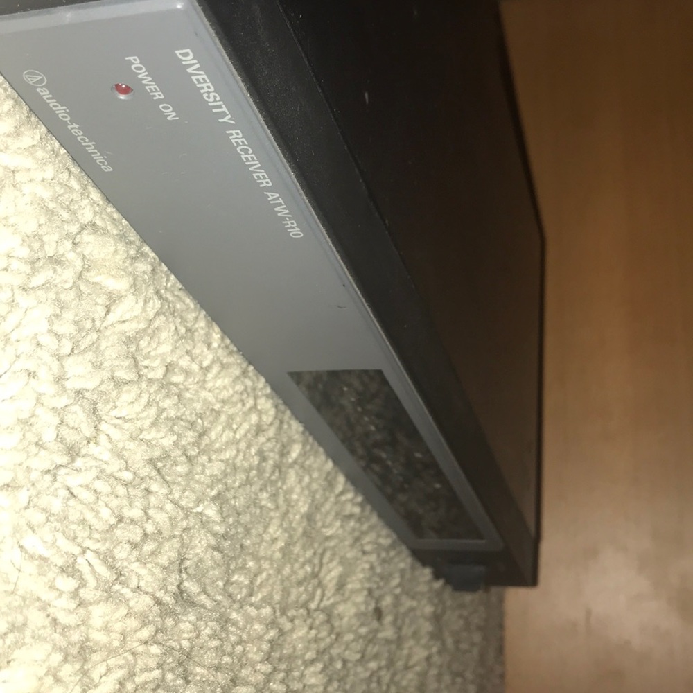 Technica diversity receiver ATW-R10